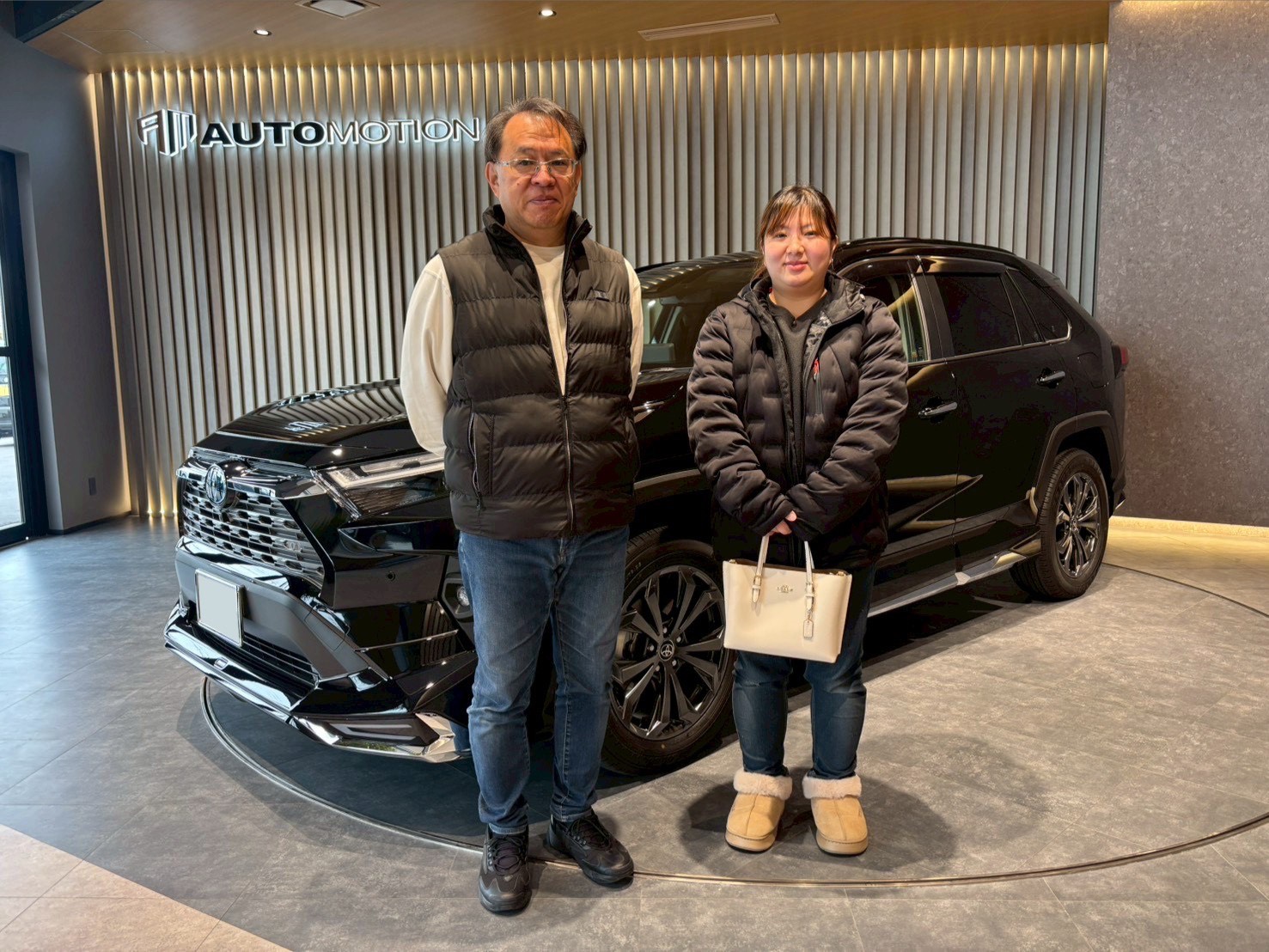 1月27日：ご納車 M様 RAV4