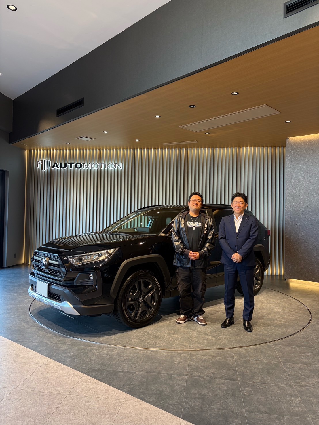 10月27日：ご納車 O様 RAV4