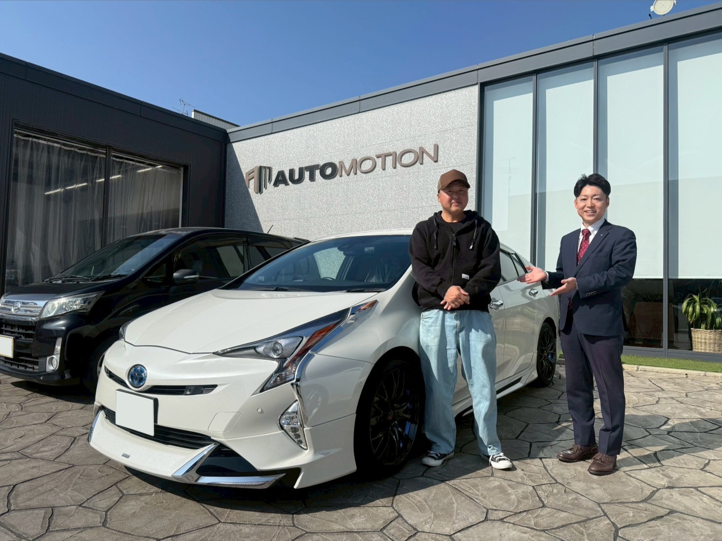 2月21日：ご納車 M様 プリウス