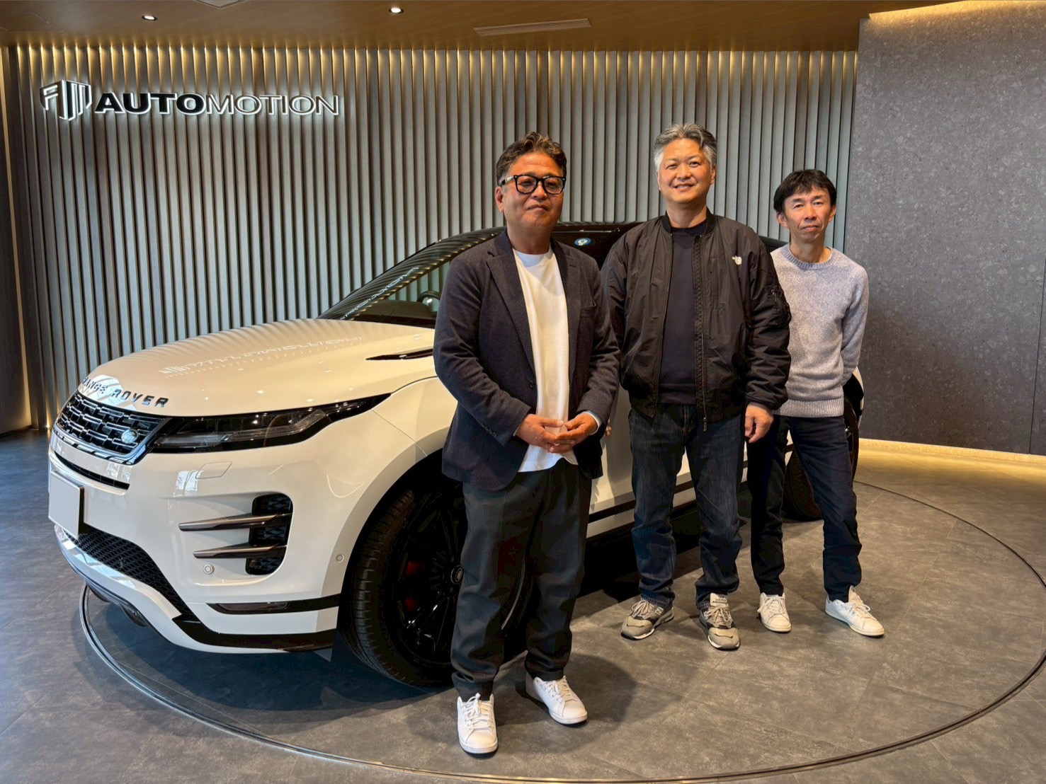 3月21日：ご納車 U様 レンジローバーイヴォーク