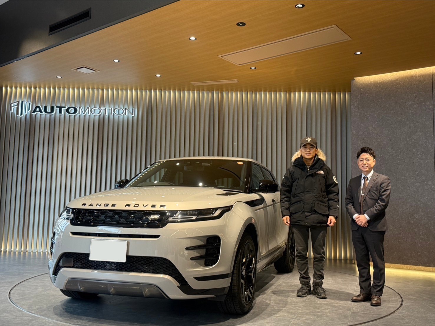 3月4日：ご納車 K様 レンジローバーイヴォーク