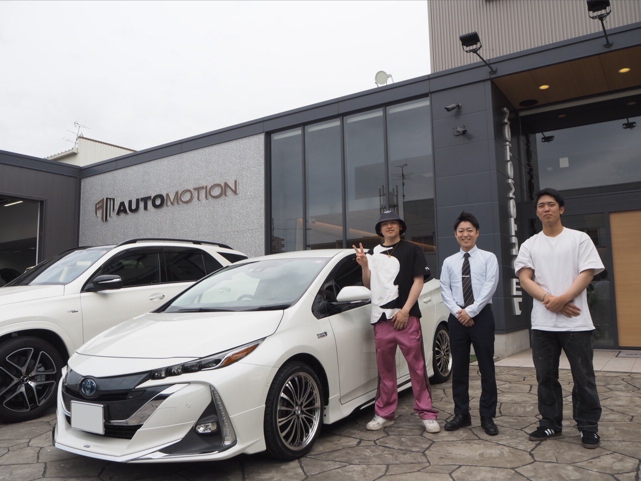 4月29日：ご納車 I様 プリウスPHV