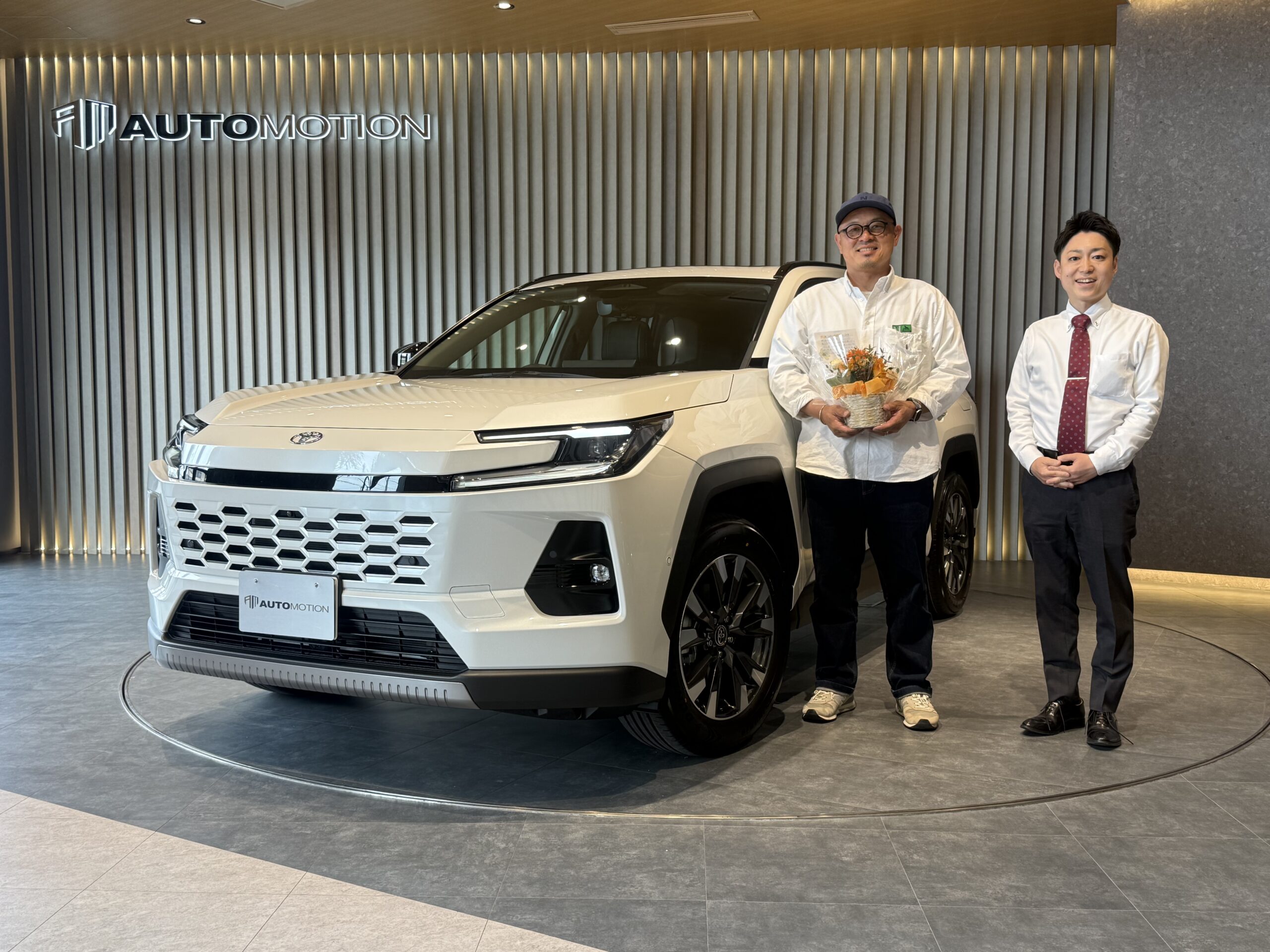4月5日：ご納車 F様 新車RAV4