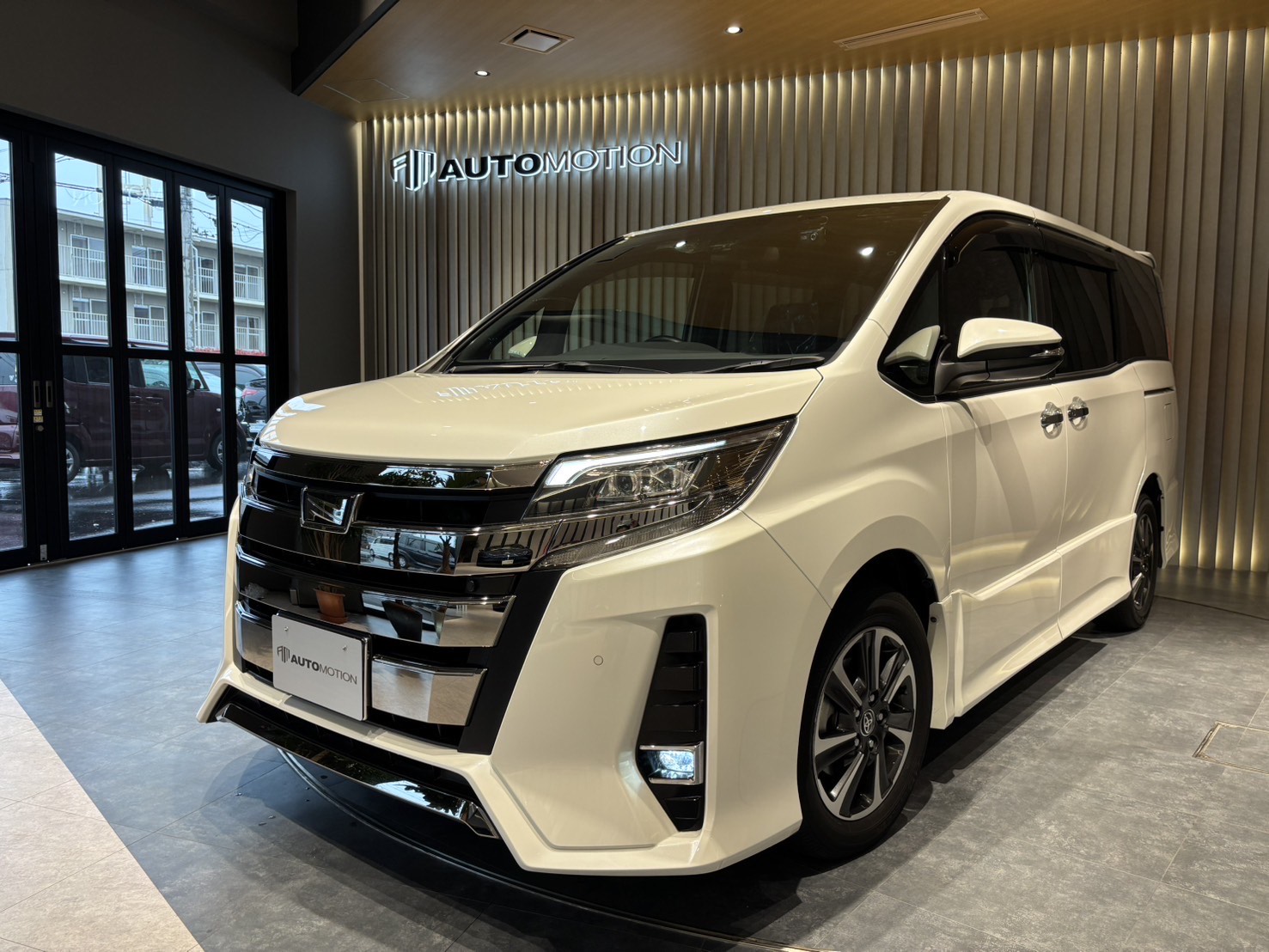 5月19日：ご納車 P様 ノア