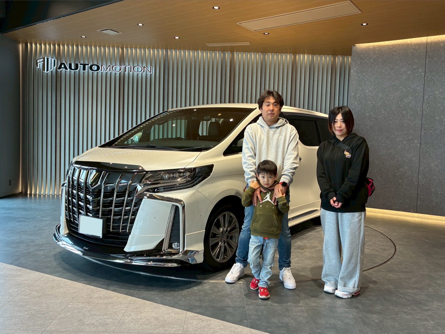 5月1日：ご納車 Ｎ様 アルファード