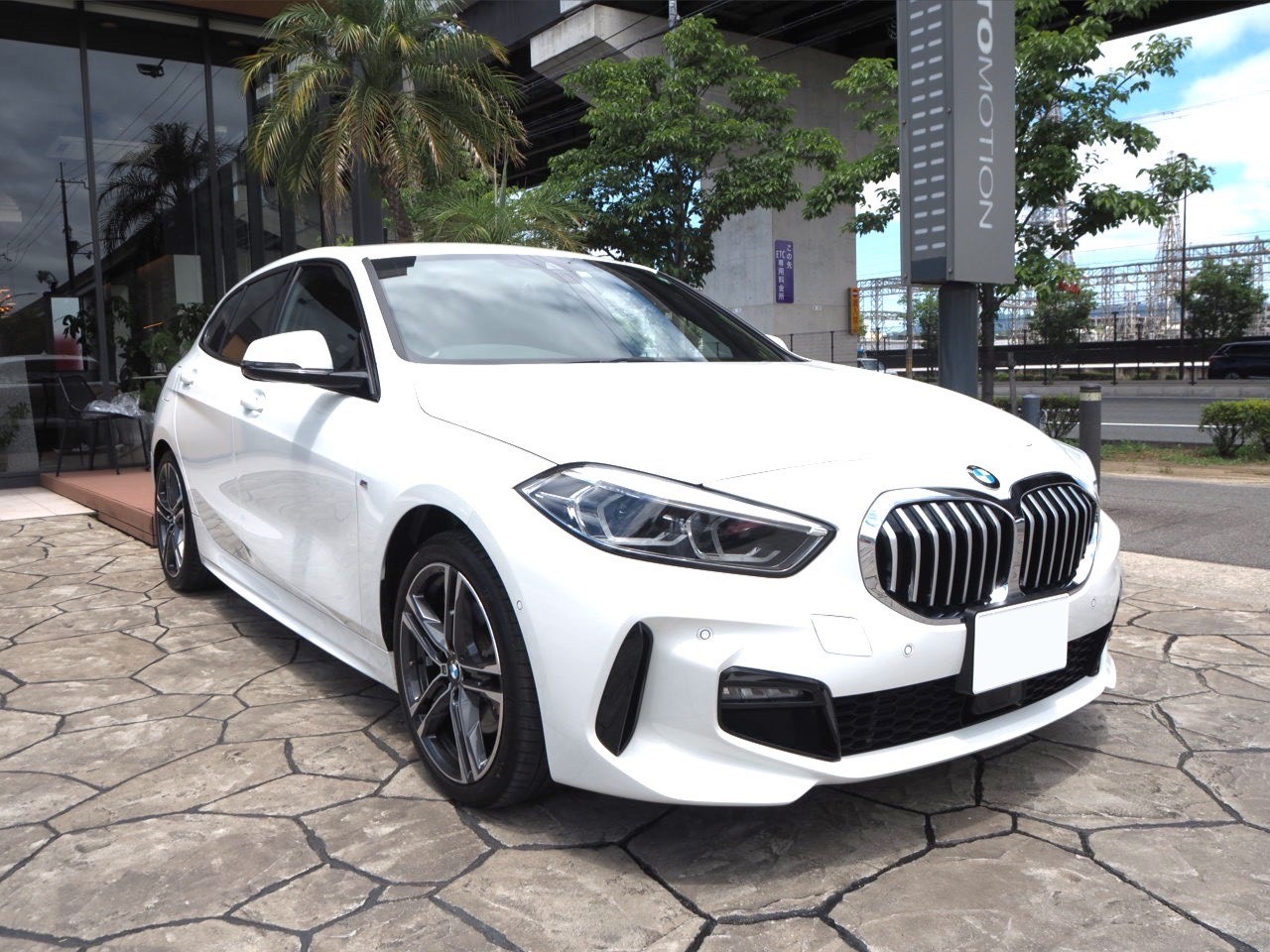 6月21日：ご納車 Y様 BMW118d