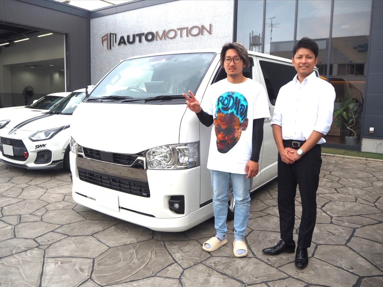 6月2日：ご納車 Y様 新車ハイエースV