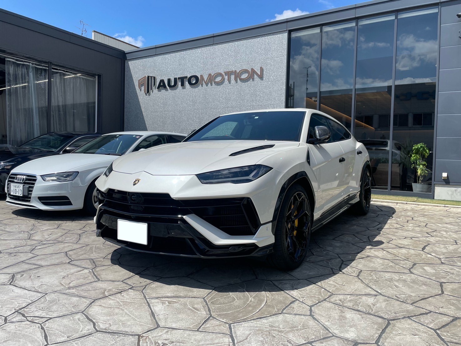 8月11日：ご納車 S様 ランボルギーニウルス