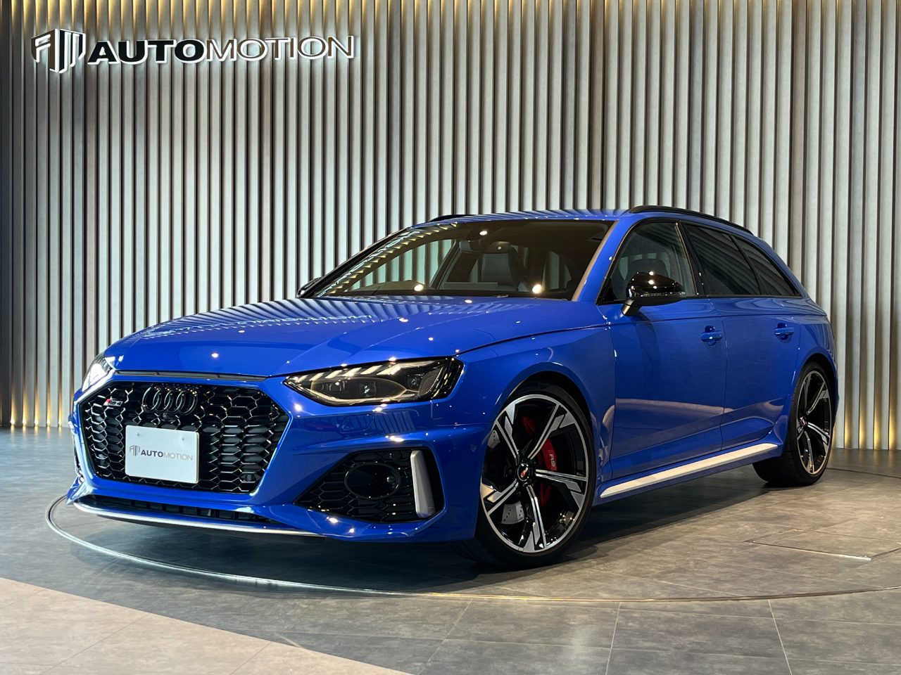 8月11日：ご納車 T様 アウディRS4アバント