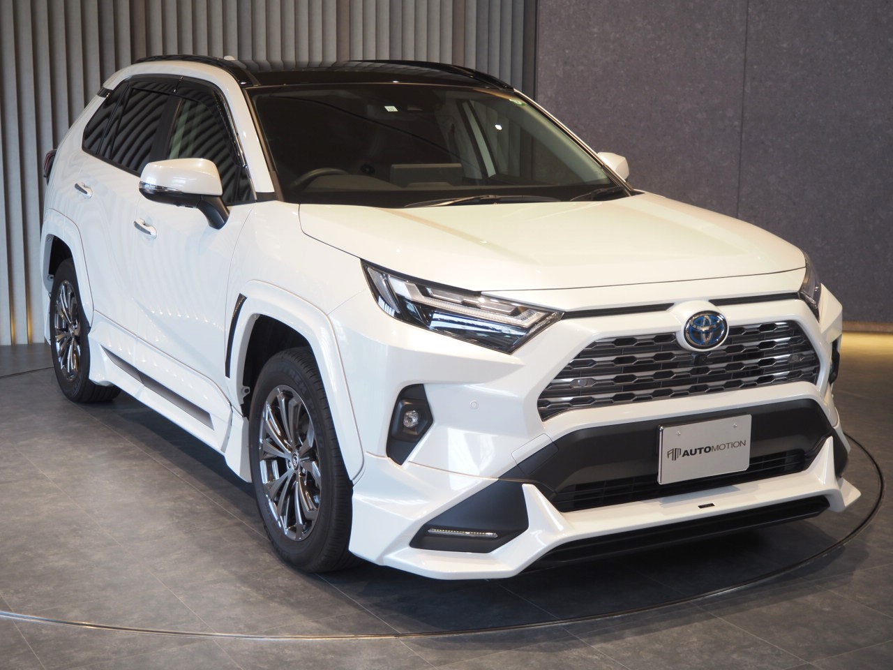 3月15日：ご納車 F様 RAV4