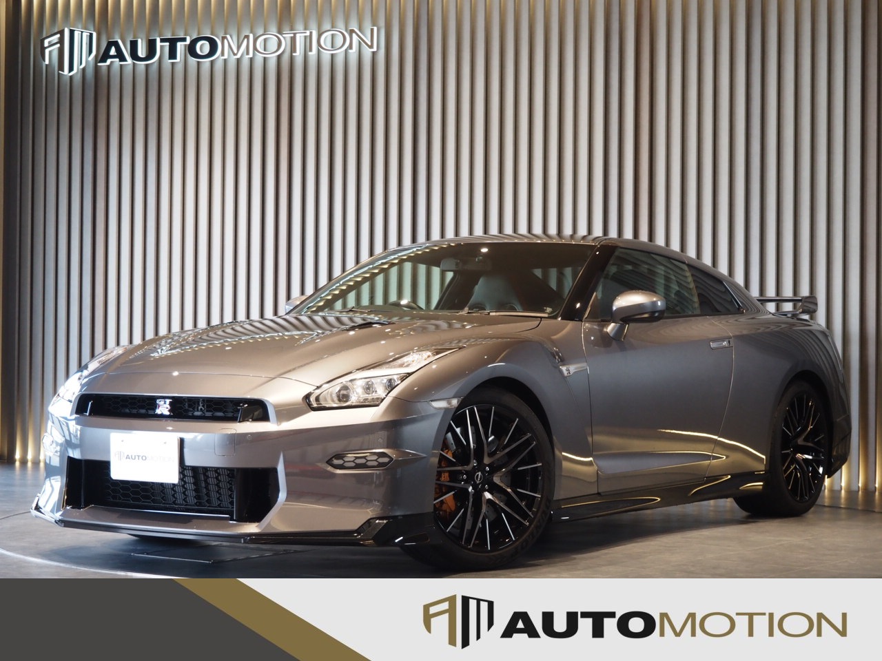 GT-R　シルバー