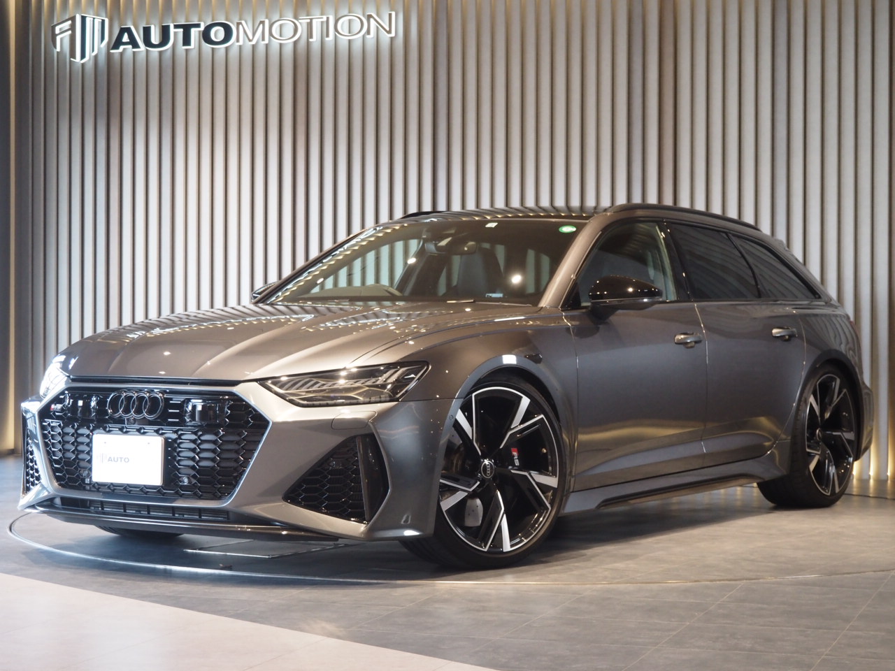 10月2日：ご納車 F様 アウディRS6アバント