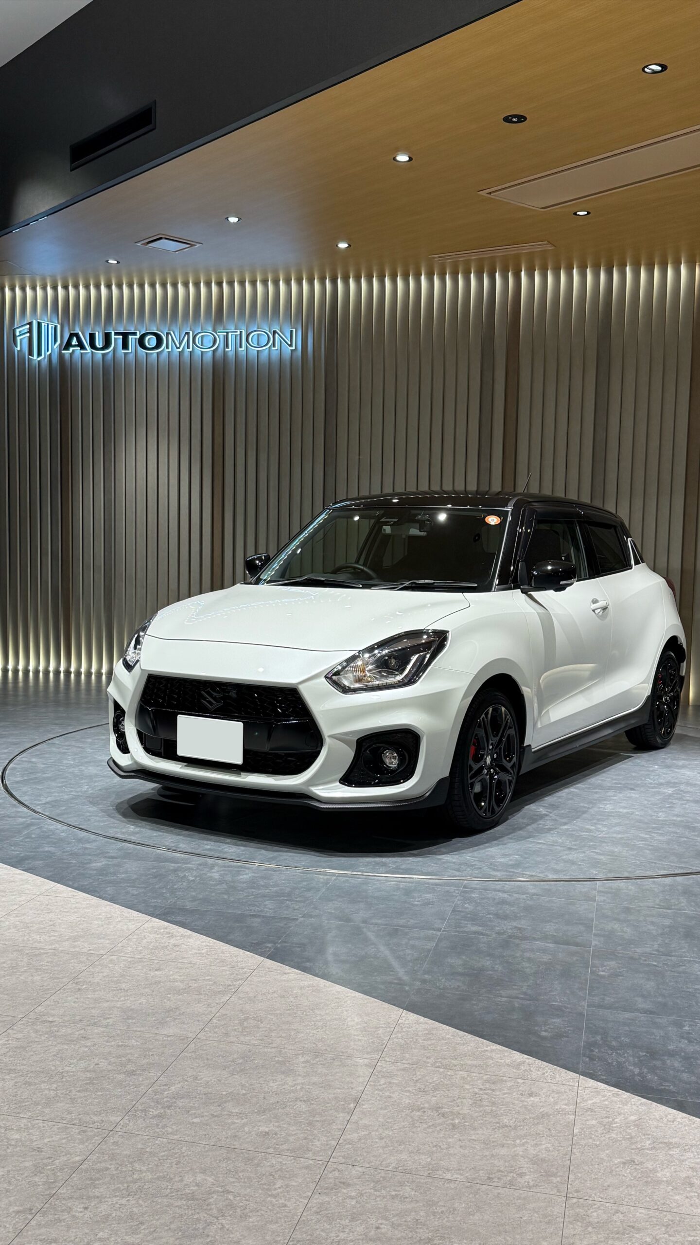 1月25日：ご納車 H様 スイフトスポーツ